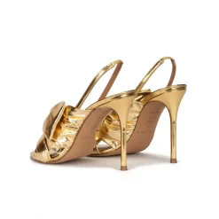 Baroque Sandales à talons hauts en cuir métallisé doré à nœuds