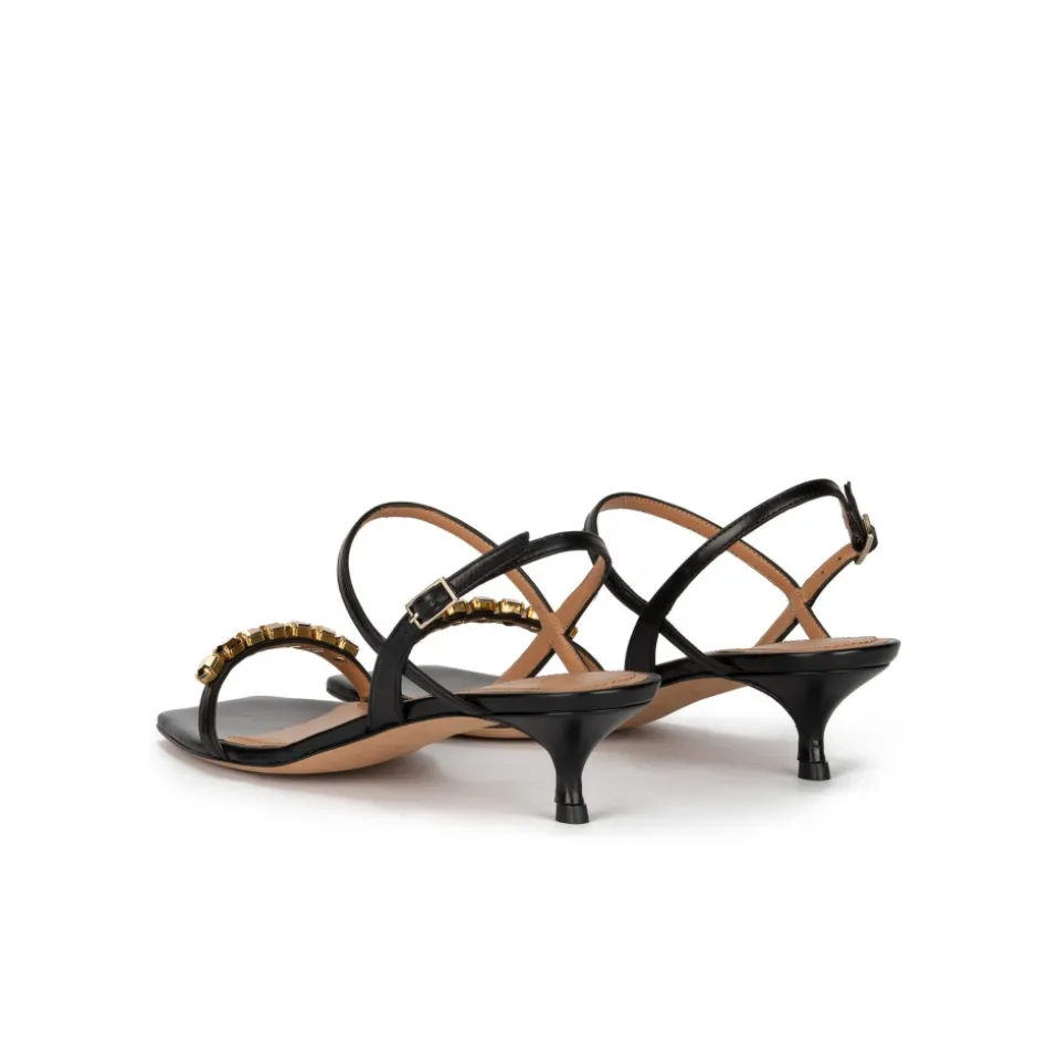 Coquina Sandales à talons moyens en cuir noir avec des cristaux