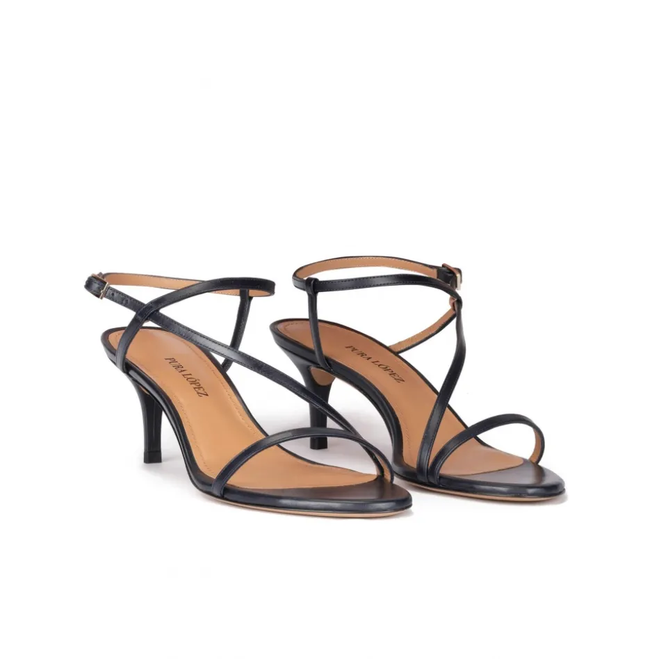 Laquenda Sandales à talons moyens en cuir bleu marine