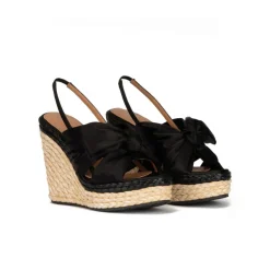 Miquela Sandales compensées en satin noir et en raphia naturel