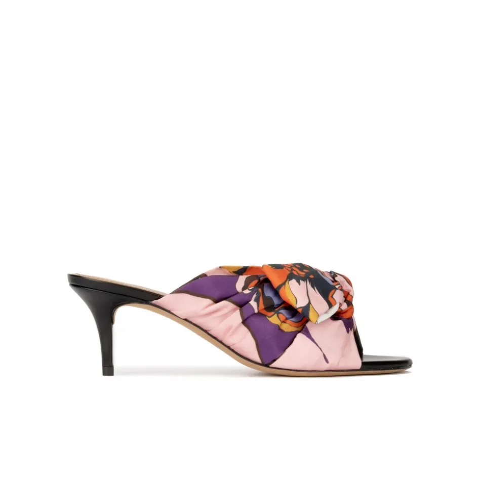 Orquidea Mules à talons moyens en tissu imprimé