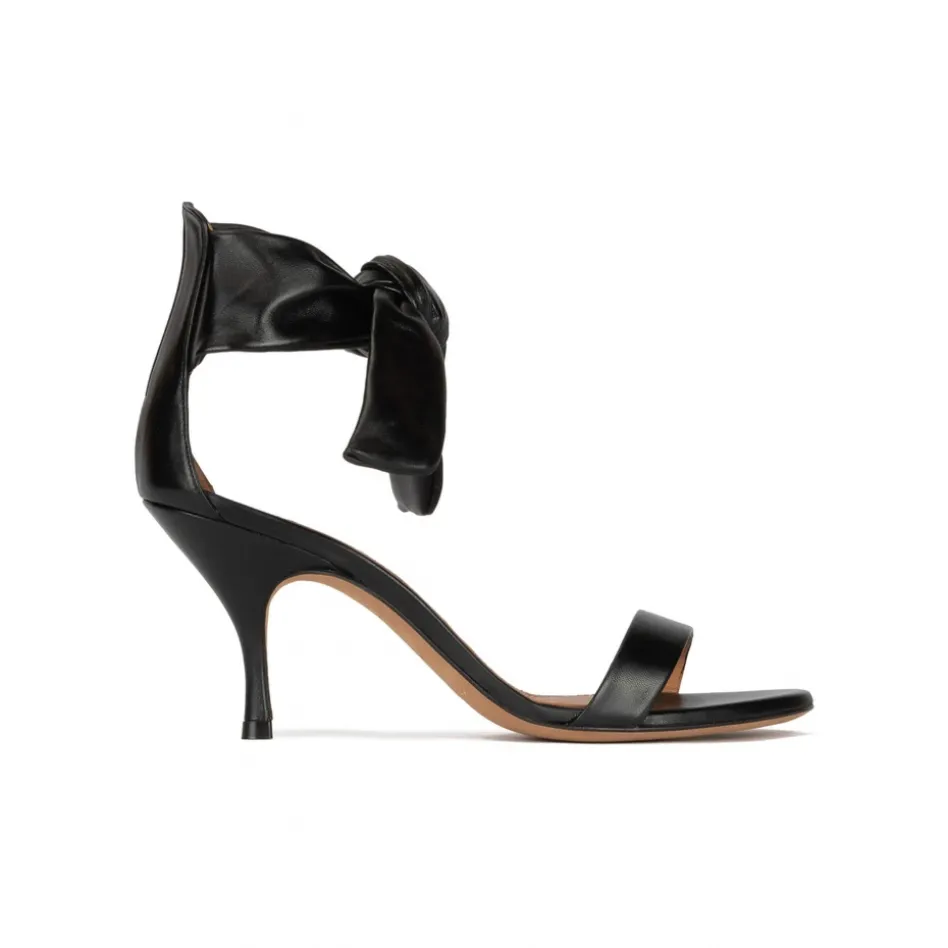 Quelea Sandales à talons moyens en cuir noir