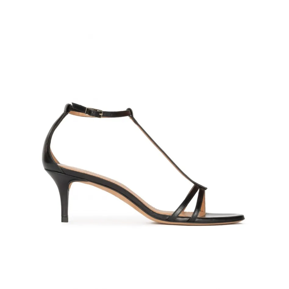 Quintera Sandales à talons moyens en cuir noir