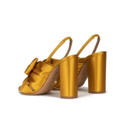 Quirina Sandales à talons épais en satin jaune moutarde