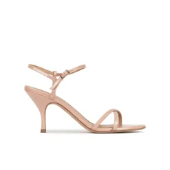 Sonique Sandales à talons moyens en cuir verni nude