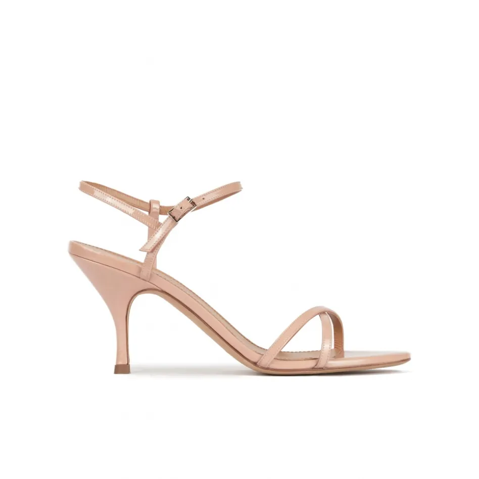 Sonique Sandales à talons moyens en cuir verni nude